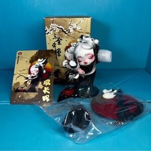 Pop Mart - The Golden Gallop Series - Skullpanda Wind Rider Figure